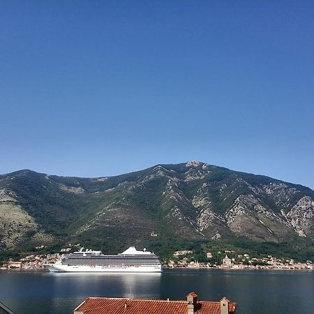 Room With Sea View Kotor Bagian luar foto